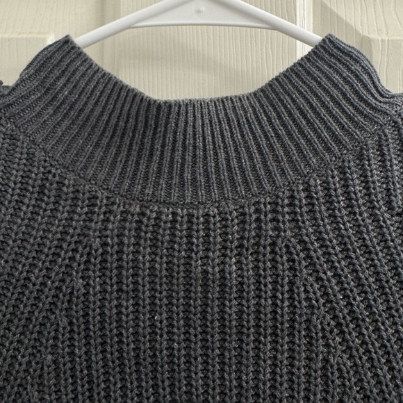 Old Navy Mock neck Gray Women's Sweater in graphite color - Picture 3 of 7
